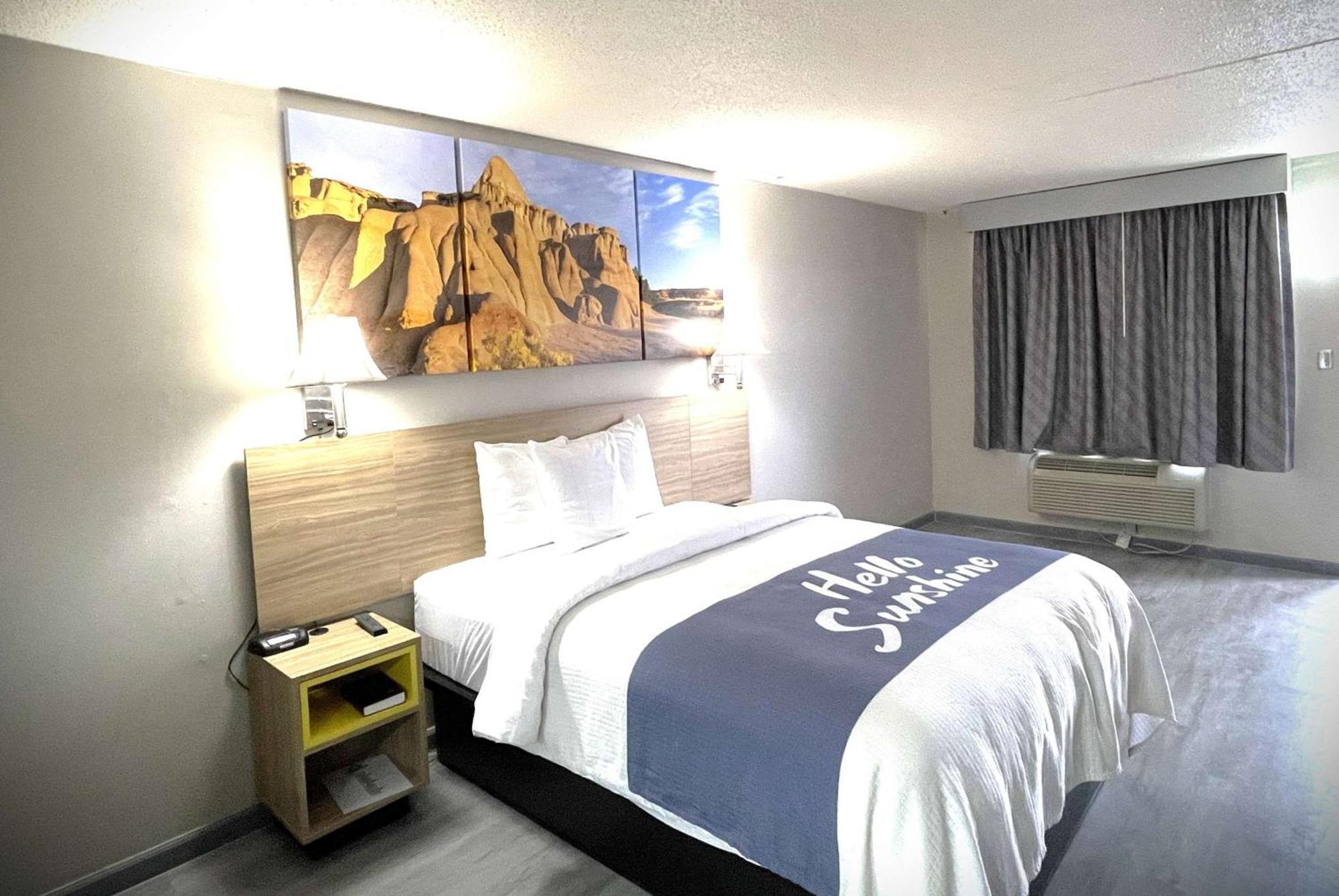 Days Inn By Wyndham Salina South Zewnętrze zdjęcie
