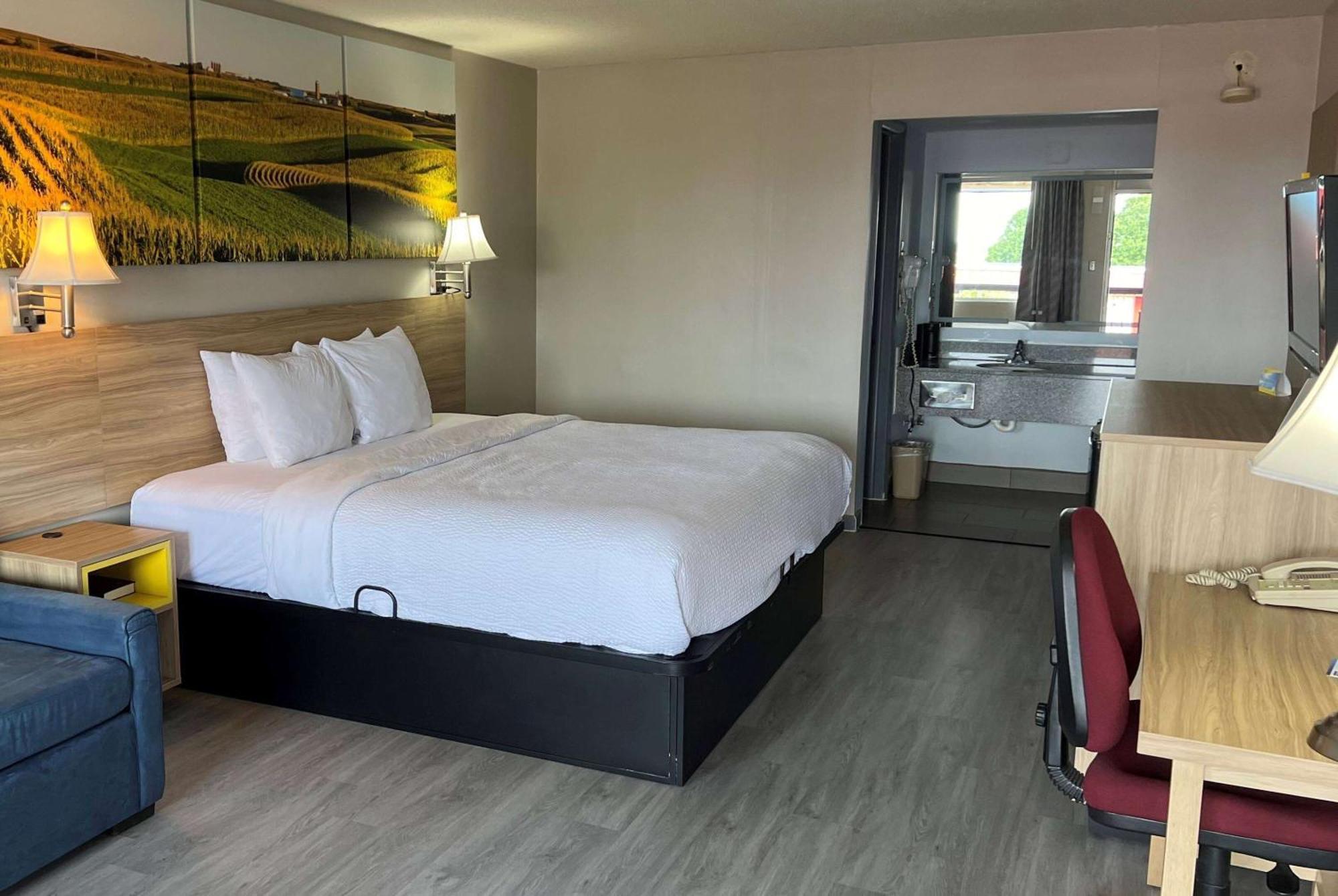 Days Inn By Wyndham Salina South Zewnętrze zdjęcie
