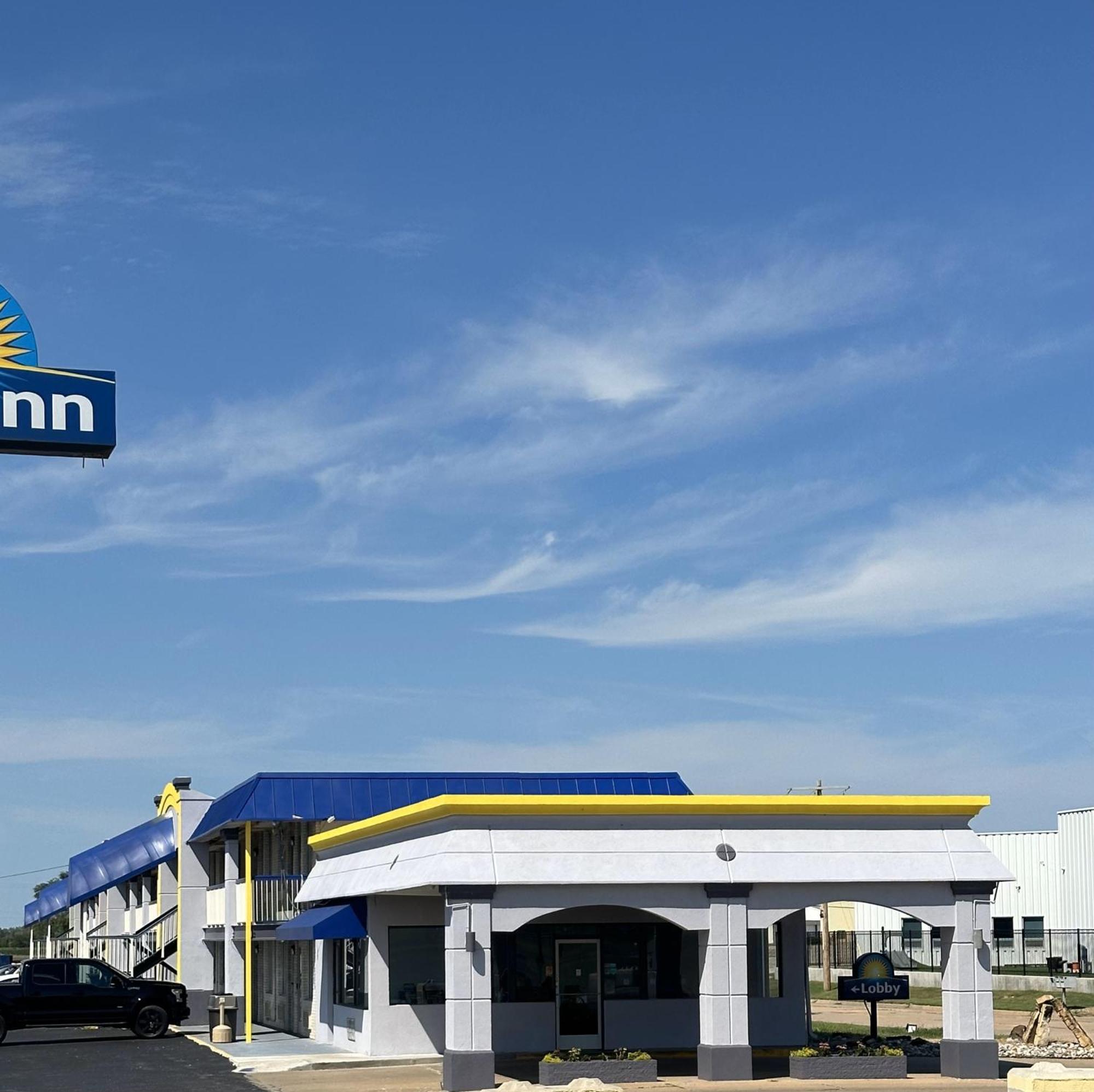 Days Inn By Wyndham Salina South Zewnętrze zdjęcie